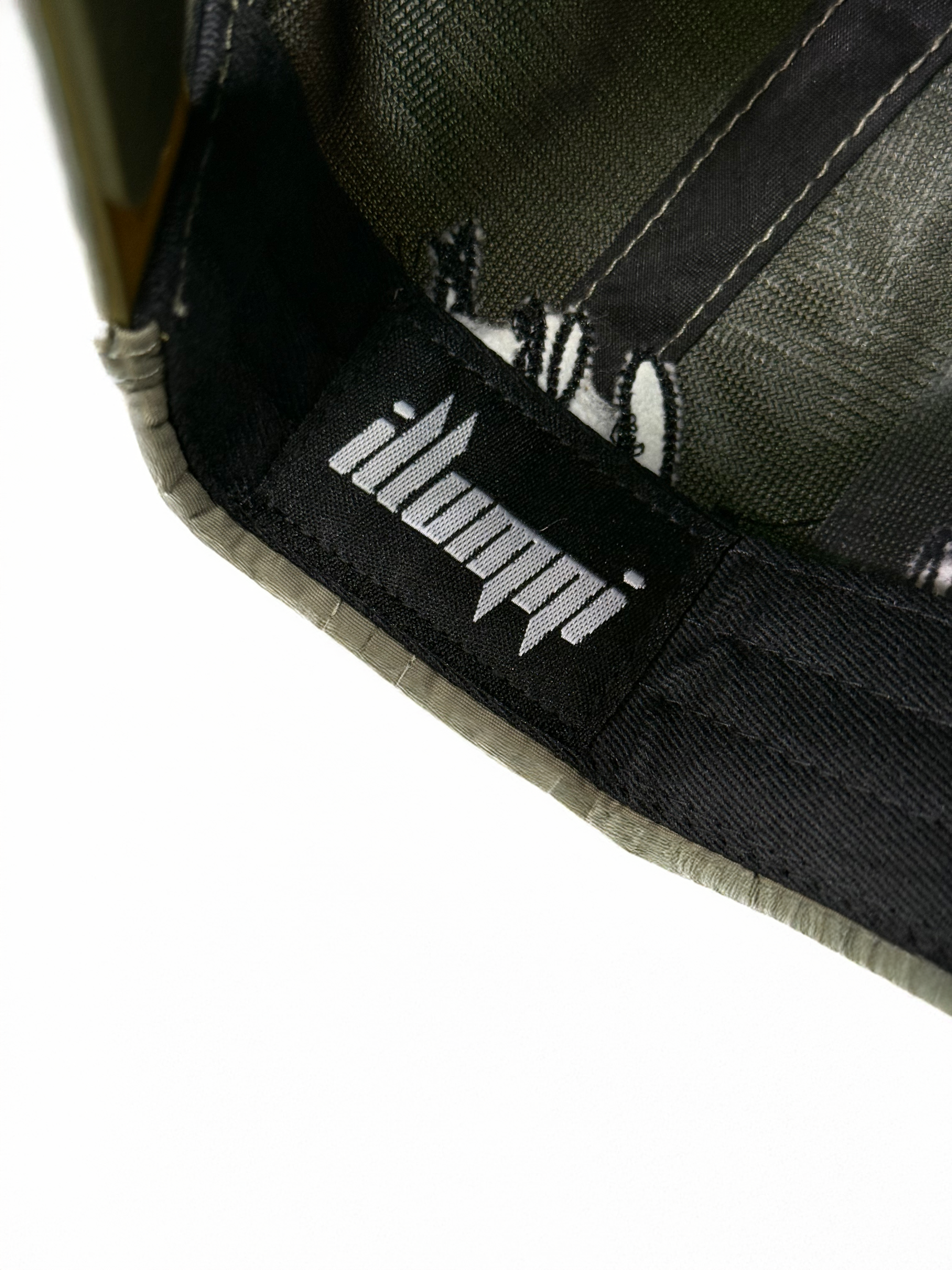 Essential Nylon Cap (Olive Green /Black)